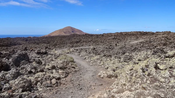 パークティミンファヤはランサローテ島、カナリア島の素晴らしい火山の場所です. — ストック写真