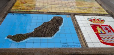 Gran Canaries'in doğası ve şehirleri turistler tarafından seviliyor