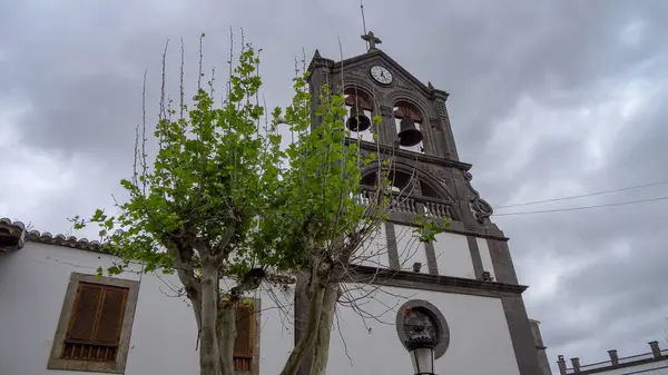 Naturaleza y ciudades de Gran Canaria son amadas por los turistas — Foto de Stock