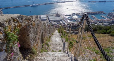 Cebelitarık Avrupa'nın güneyinde güzel bir yerdir