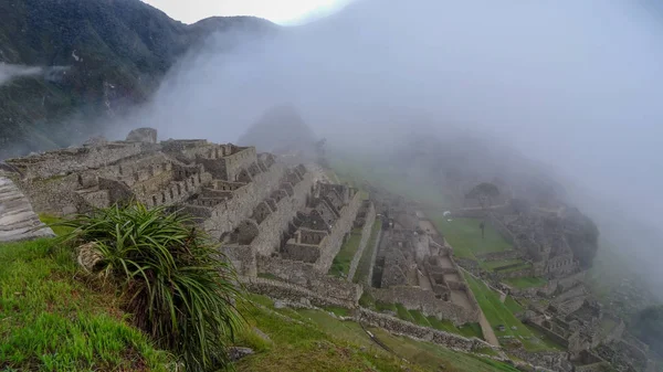 Machu Picchu v Peru je jedním z zázraků světa — Stock fotografie