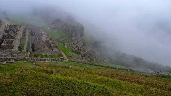 Machu Picchu v Peru je jedním z zázraků světa — Stock fotografie