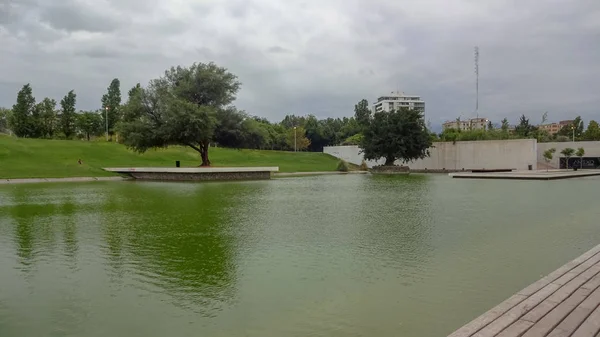 Mendoza é uma bela cidade no oeste da Argentina — Fotografia de Stock