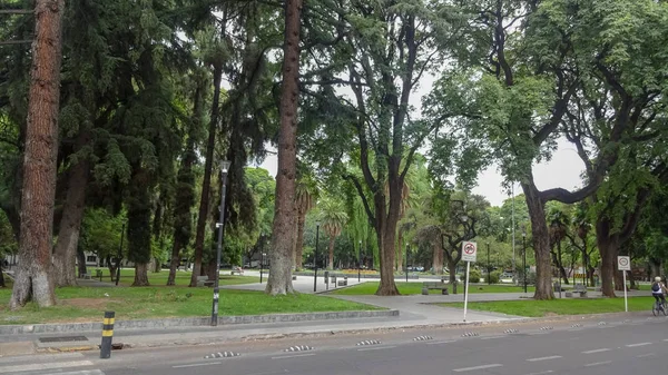 Mendoza Arjantin'in batısında güzel bir şehirdir. — Stok fotoğraf