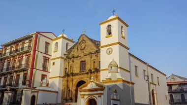 Panama City dinamik ve çeşitli megapolis