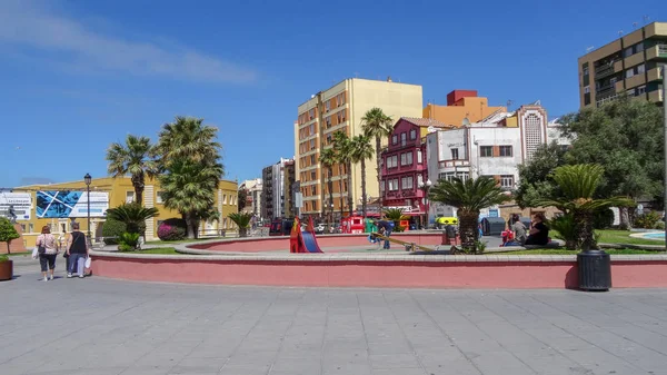 La Linea de la Concepcion, İspanya 'nın güneyinde bulunan bir şehirdir. — Stok fotoğraf