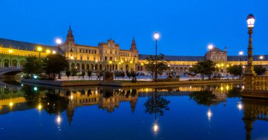 Muhteşem İspanya Meydanı, Plaza de Espana en Seville