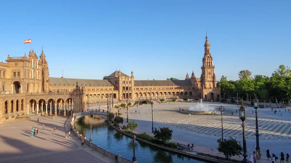 Η καταπληκτική πλατεία της Ισπανίας, Plaza de Espana en Σεβίλλη — Φωτογραφία Αρχείου