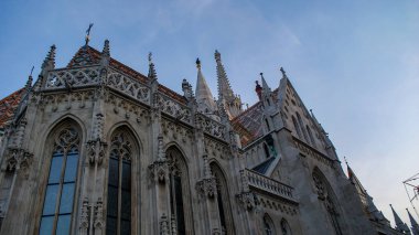 Budapeşte Macaristan 'ın başkentidir, güzel bir şehir.