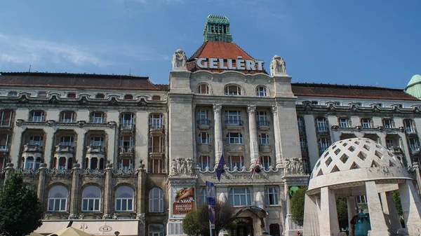 Геллерт термальные ванны в Будапеште является хорошим местом для отдыха — стоковое фото