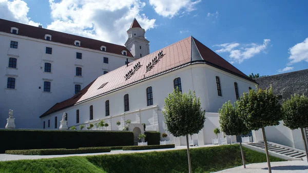 Bratislava es la capital de Eslovaquia, hermosa arquitectura —  Fotos de Stock