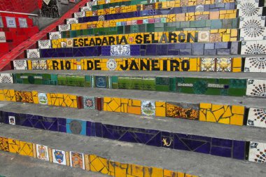 Rio de Janeiro Brezilya 'da ünlü bir şehirdir. İnanılmaz görüntüler
