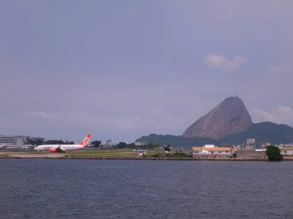 Rio de Janeiro is een beroemde stad in Brazilië. Verbazingwekkende standpunten — Stockfoto