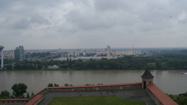 Bratislava Slovakya 'nın başkentidir.