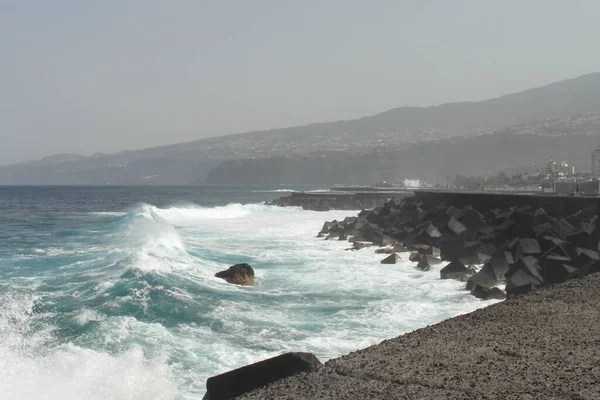 Tenerife - Kanárský ostrov v Atlantském oceánu — Stock fotografie