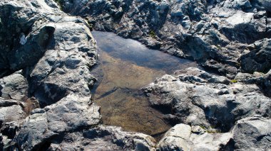 Karelia, Kuzey Rusya 'da çok güzel bir cumhuriyettir. Şelalesi ve eski bir yanardağı olan Girvas Milli Parkı.