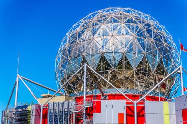 Modern mimari ve bilim merkezi Vancouver küresel görünümünü öğrenme faaliyetleri ve bilim deneyleri Vancouver.Bc yansıtıcı