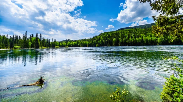 Lago Clearwater Wells Gray Provincial Park British Columbia Canadá Lago — Fotografia de Stock