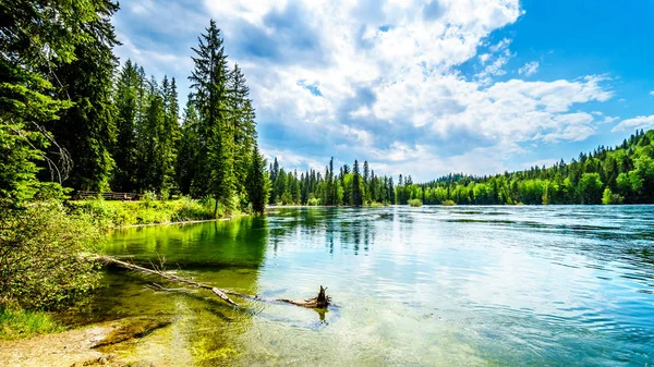 Lago Clearwater Wells Gray Provincial Park British Columbia Canadá Lago — Fotografia de Stock