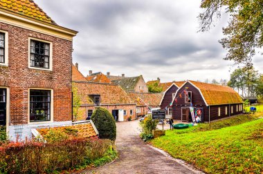 14. yüzyıl Hollanda balıkçı köyü, Elburg Hollanda kalbinde, tarihi evler