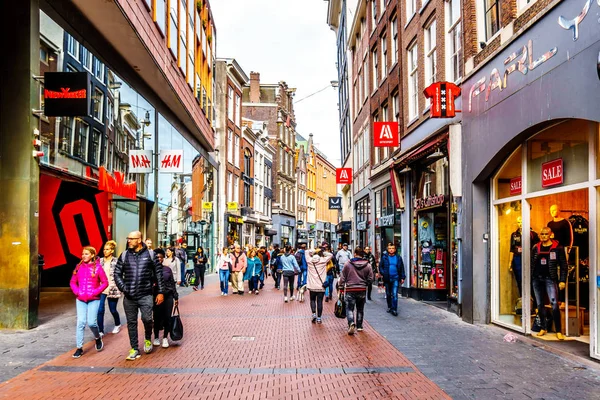 Amsterdam Netherlands Sept 2018 Tourists Locals Busy Niewendijk Shopping Street — Stock Photo, Image