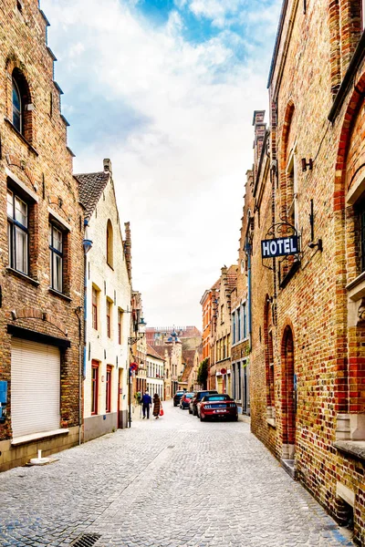 Brugge Belgie Září 2018 Typické Dlážděné Ulici Cihel Domy Štíty — Stock fotografie