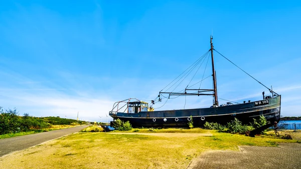 Neeltje Jans Zeeland Netherlands Sept 2018 Stranded Fishing Boat Oosterschelde — Stock Photo, Image