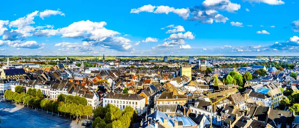 Rotterdam Hollanda Eylül 2018 Nieuwe Maas Nehri Kırmızı Kablo Ile — Stok fotoğraf