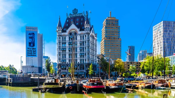 Rotterdam Países Bajos Septiembre 2018 Edificios Históricos Edificios Modernos Gran — Foto de Stock