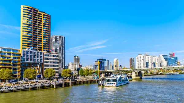 Rotterdam Netherlands September 2018 Moderna Höghus Bostadsrätter Och Office Höga — Stockfoto