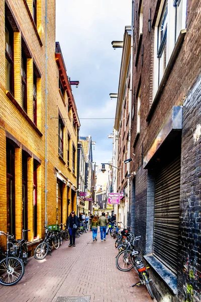 Amsterdam Noord Holland Nederland Oktober 2018 Smalle Straat Genoemd Haringpakkerssteeg — Stockfoto