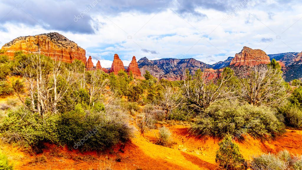 The red rocks of Chicken Point in the Munds Mountain Wilderness viewed from the Little Horse Trail Head at the town of Sedona in northern Arizona in Coconino National Forest, United States of America 