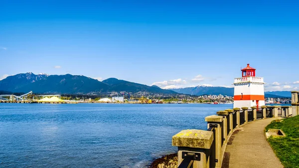 Vancouver Canada April 2019 Lighthouse Brockton Point Famous Seawall Pathway — Stock Photo, Image