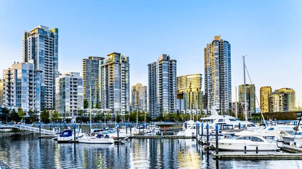 Vancouver Kanada Április 2019 Skyscapers Bélés Skyline Yaletown Quayside Marina — Stock Fotó