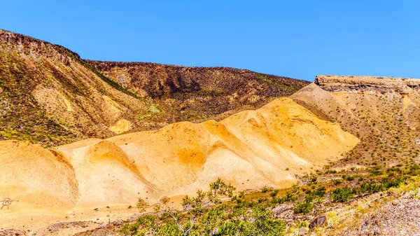 Montañas Resistentes Coloridas Largo Northshore Road Sr167 Lake Mead National — Foto de Stock