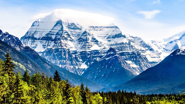 Cloud Blanket Mount Robson Highest Mountain Canadian Rockies Mount Robson — Stock Photo, Image