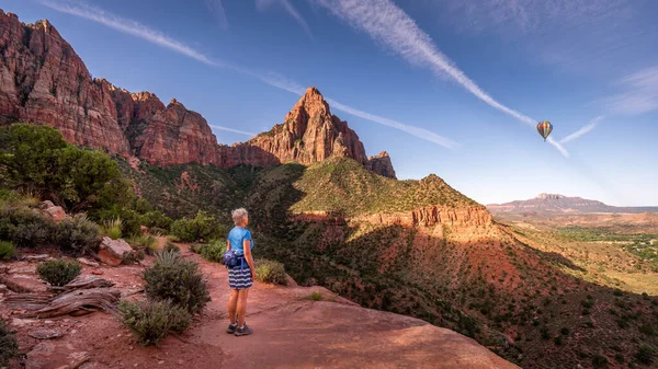 Watchman Peak Zion National Park Utah Usa Early Morning Hike — Stock Photo, Image