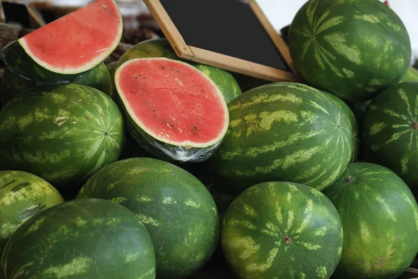 Gruppe Von Frische Grüne Melone Aus Bio Bauernhof Verkauf Einzelhandel lizenzfreie Stockbilder