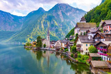 Avusturya 'da Hallstatt, şehrin manzarası