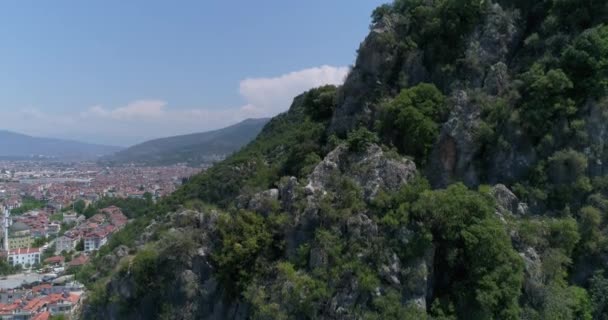 Воздушный Древние Ликийские Скальные Гробницы Фетхие Турция Камера Опускается — стоковое видео