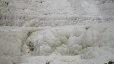 Pamukkale, Türkiye, 4 k güzel yamaçları suyla çalışıyor.