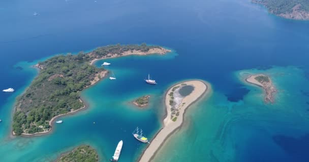 Plat Eiland Pittoreske Golf Met Kristalheldere Blauwe Water Turkije — Stockvideo