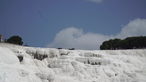 Pamukkale Terrassen Oder Baumwollburg Strahlend Weiße Kalkfelsen Truthahn — Stockvideo