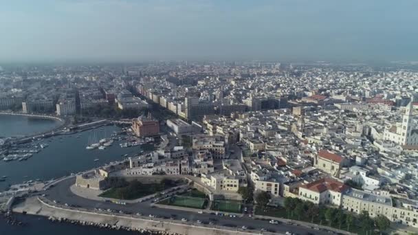 Filmación Drones Amanecer Volando Sobre Casco Antiguo Bari Puglia Italia — Vídeo de stock