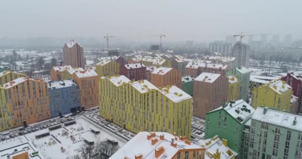 Flygfoto City Distriktet Lycka Drone Flyger Över Färgglada Hus Medelklassen — Stockvideo