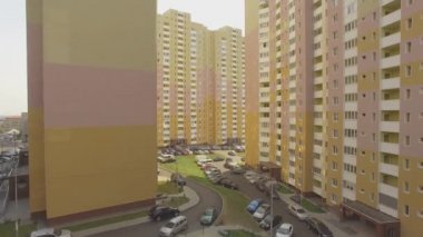 Havadan görünüm. Ekonomi sınıfı modern konut blokları Drone atış. Kiev, Ukrayna.