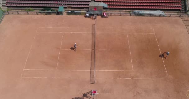 Jugadores Tenis Profesionales Pista Vista Aérea Superior — Vídeos de Stock