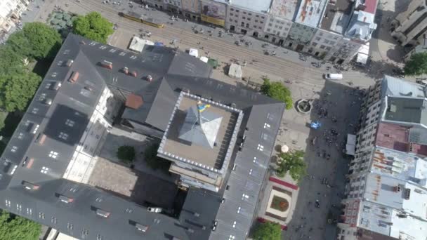 Luchtfoto Van Het Centrum Van Lviv Drone Vliegt Rond Het — Stockvideo