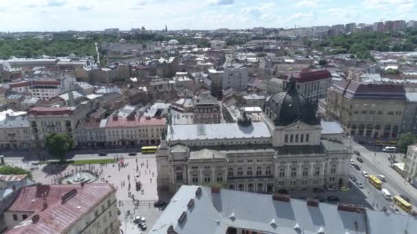 Flygvy Över Lvivs Opera Och Balett Teater Lvivs Centrum Ukraina — Stockvideo