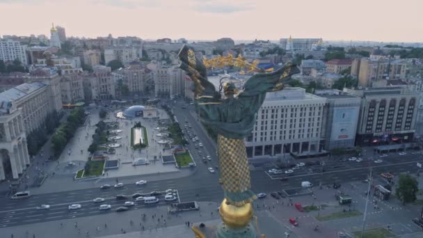 Hava Kiev Bağımsızlık Meydanı Kiev Ukrayna Şehir Merkezi Üzerinde Uçmak — Stok video